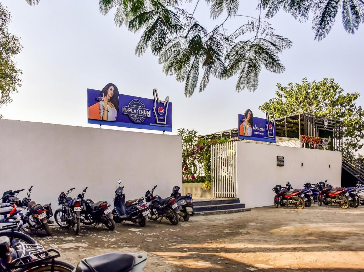 Oyo 78471 Hotel Platinum บิลาสปูร์ ภายนอก รูปภาพ