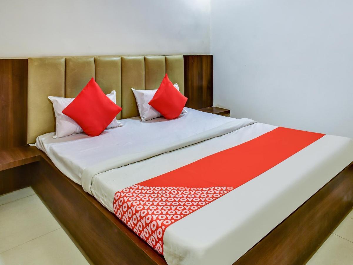 Oyo 78471 Hotel Platinum บิลาสปูร์ ภายนอก รูปภาพ